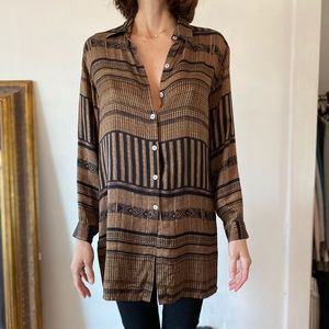 Long blouse with African patterns